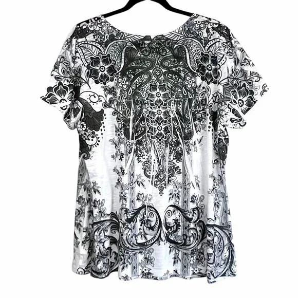 Dressbarn Blouse Top Womens 2X Black & White Paisley Print Embellished EUC - Picture 2 of 16
